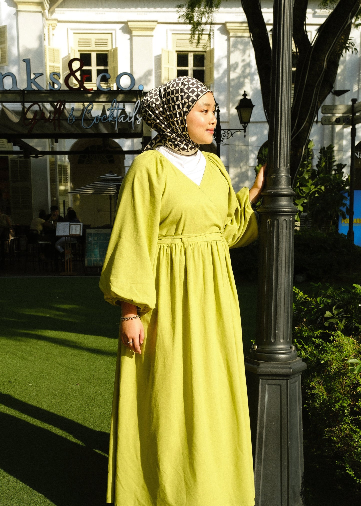 Kira Linen Dress (Matcha)