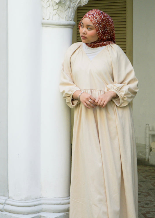 Kira Linen Dress (Latte)