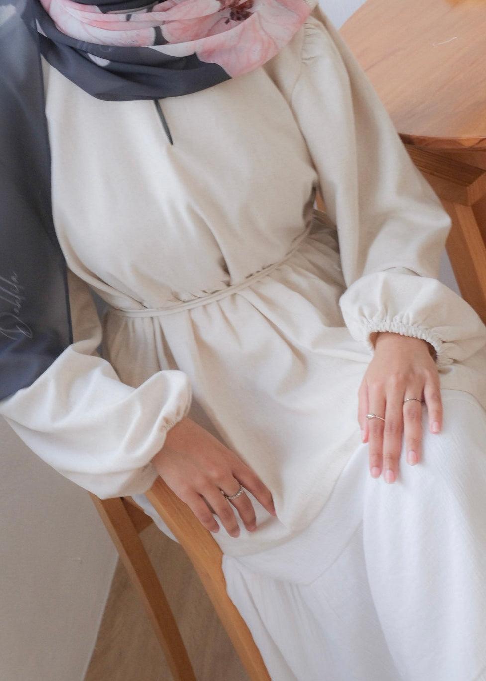 Thea Linen Top (Oatmeal)