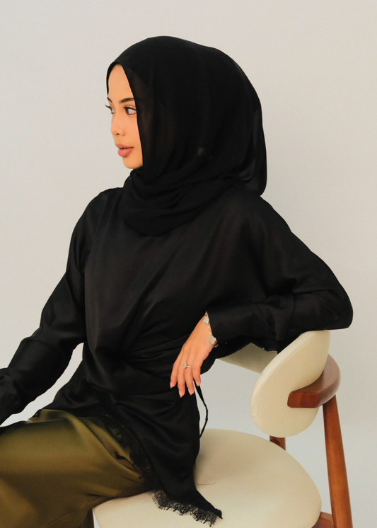 Lace Sateen Top (Noir)