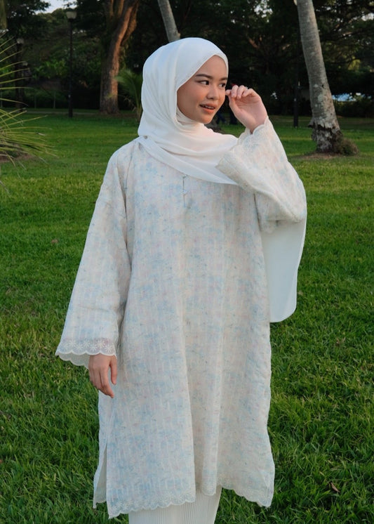 Bria Oversized Tunic (Lavender Mist)